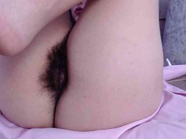 HairyValeri webcam