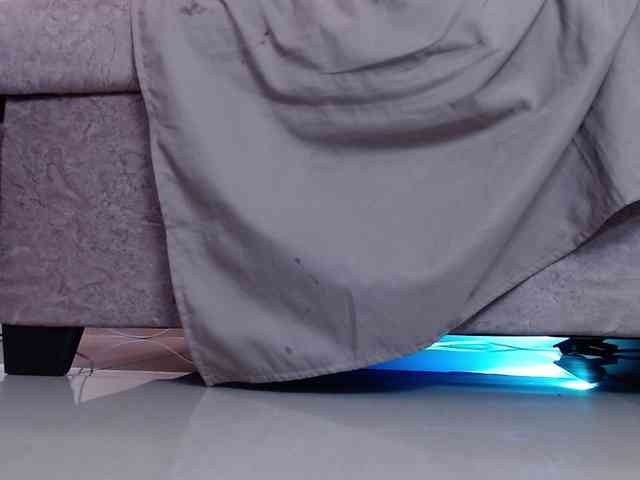 HairyValeri webcam