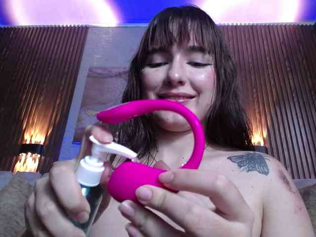 HairyValeri webcam