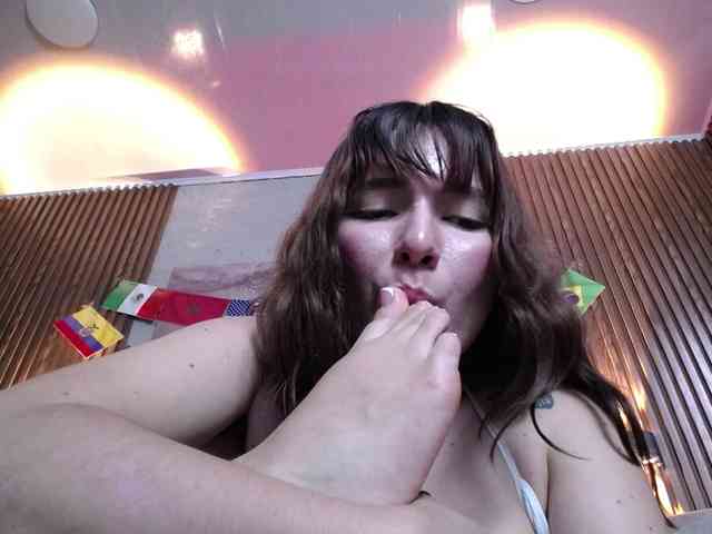 HairyValeri webcam