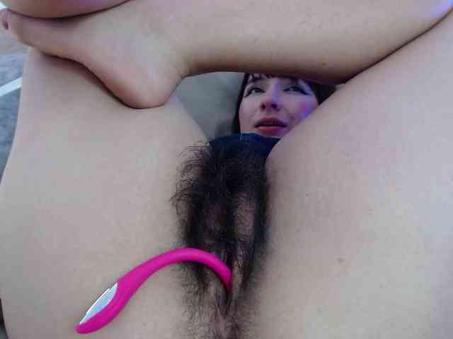 HairyValeri webcam