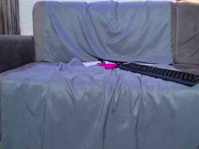 HairyValeri webcam