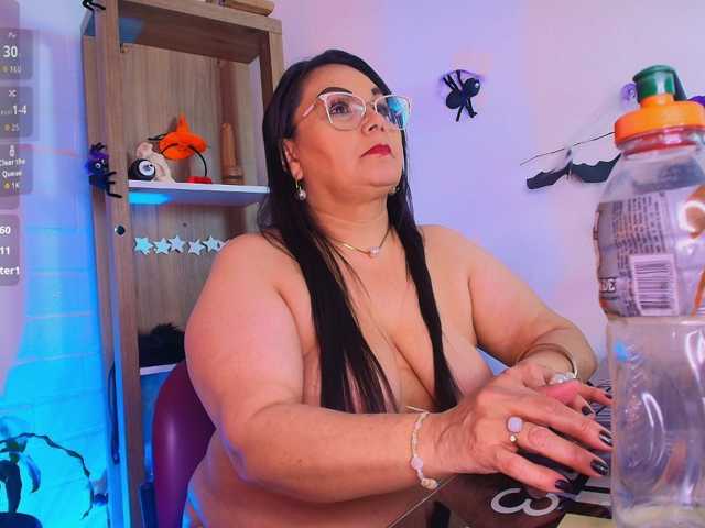 EllenaBoobs