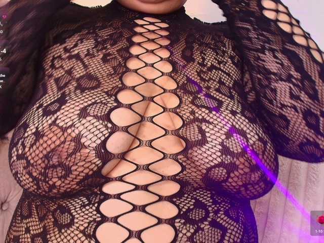 EllenaBoobs live cam on BongaCams