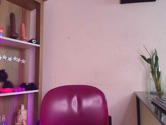 EllenaBoobs live cam preview
