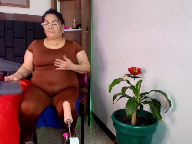EllenaBoobs