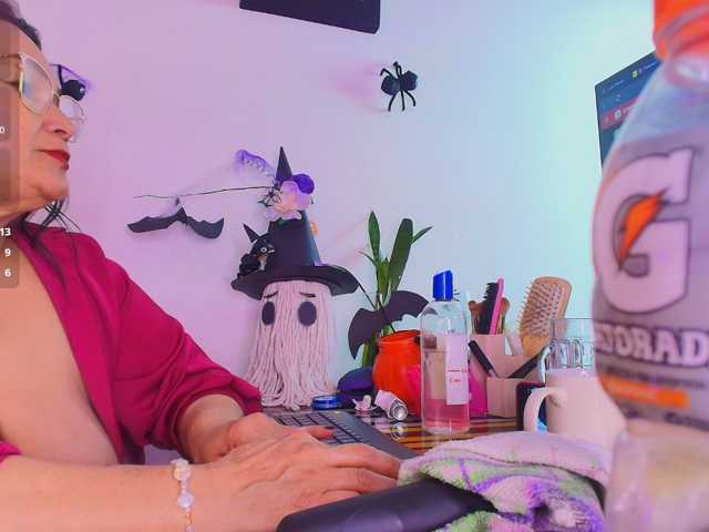 EllenaBoobs live cam preview