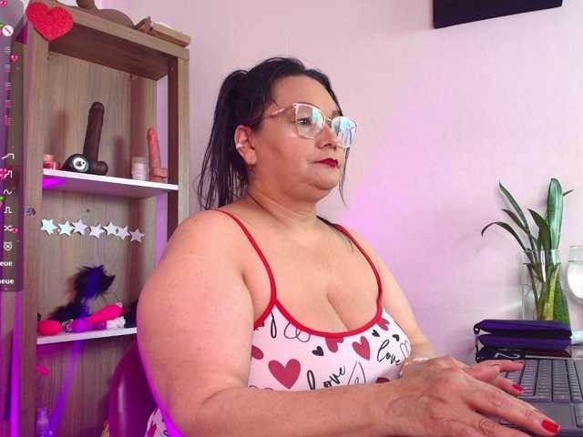 EllenaBoobs