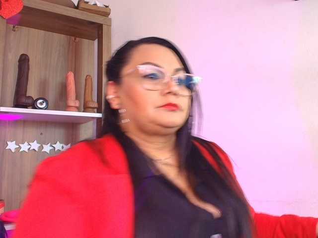 EllenaBoobs live cam on BongaCams