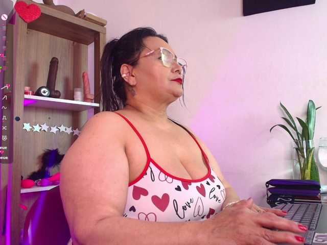 EllenaBoobs