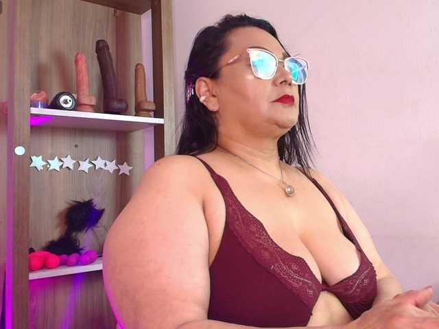 EllenaBoobs
