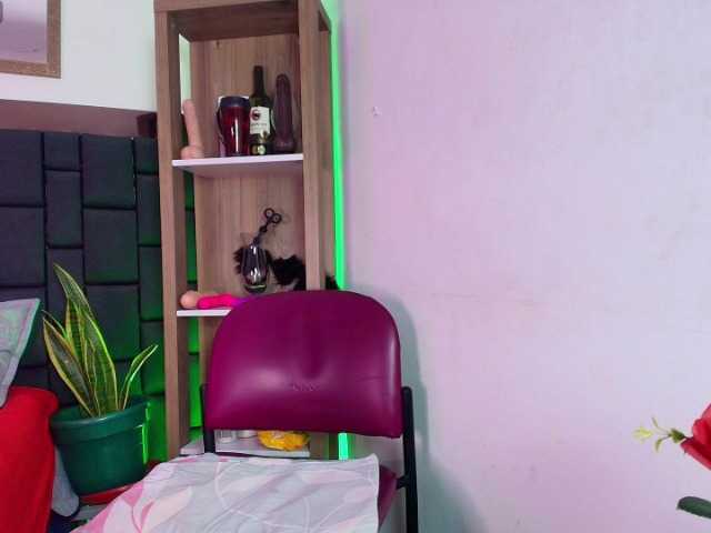 EllenaBoobs live cam on BongaCams