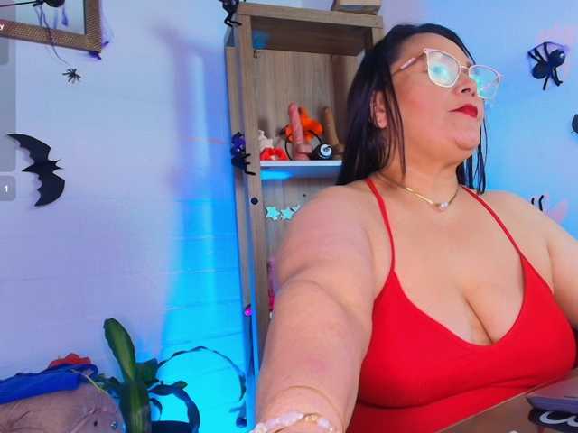 EllenaBoobs
