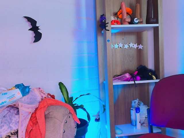 EllenaBoobs live cam preview