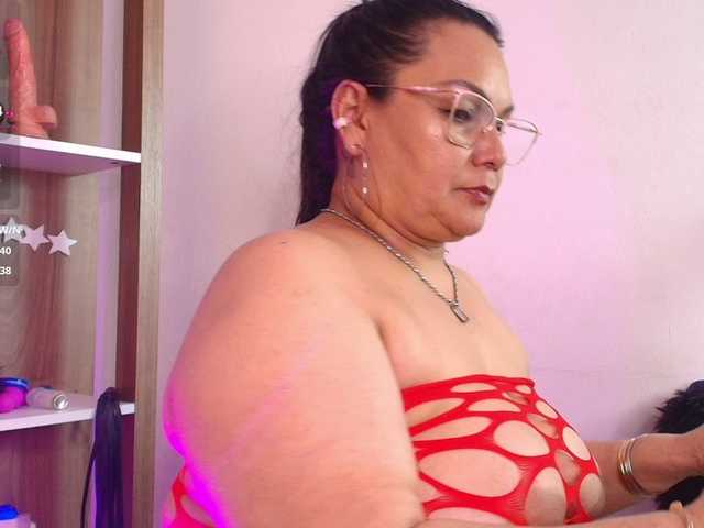 EllenaBoobs live cam preview