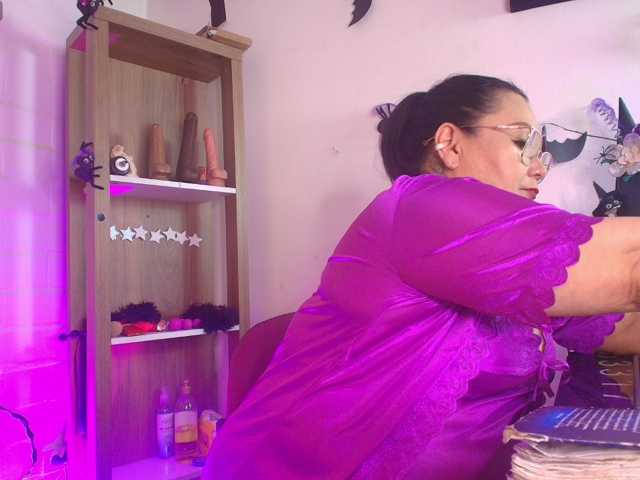 EllenaBoobs live cam preview