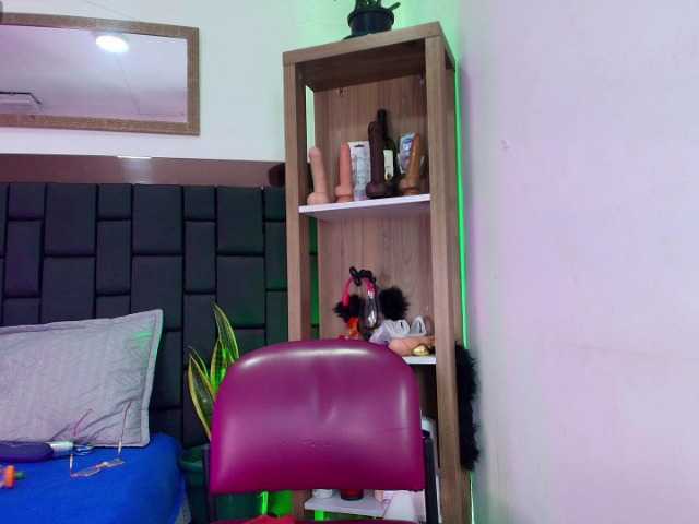 EllenaBoobs live cam on BongaCams