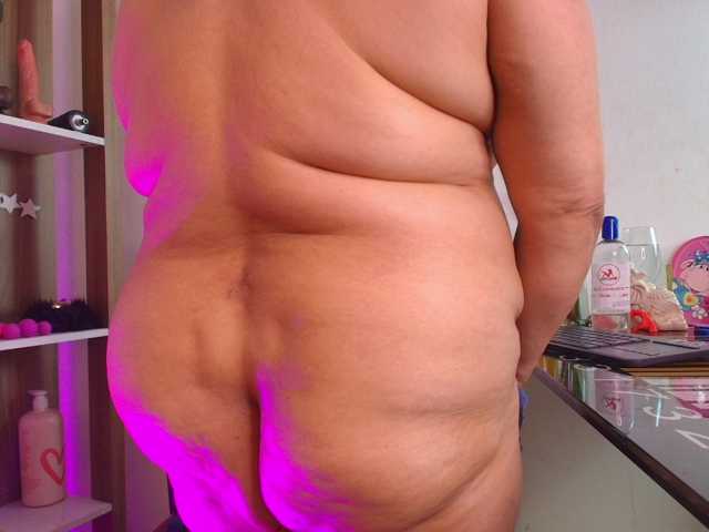 EllenaBoobs live cam preview