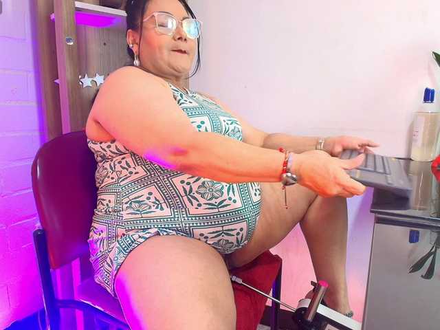 EllenaBoobs