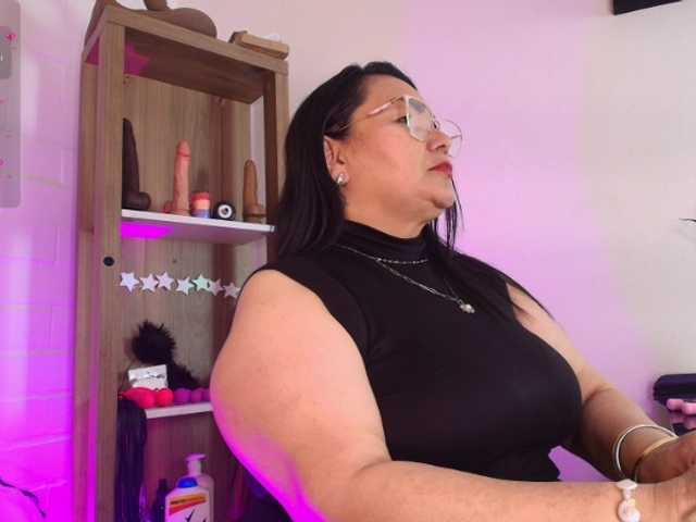 EllenaBoobs