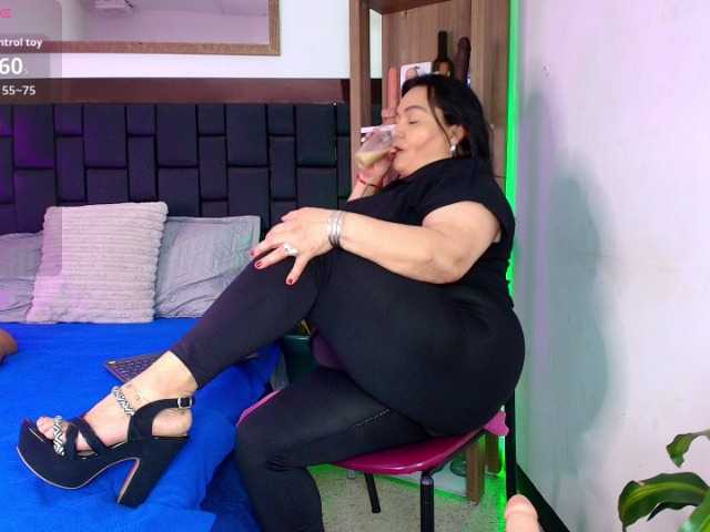 EllenaBoobs