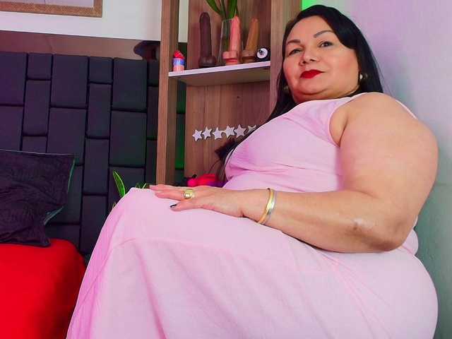 EllenaBoobs live webcam show