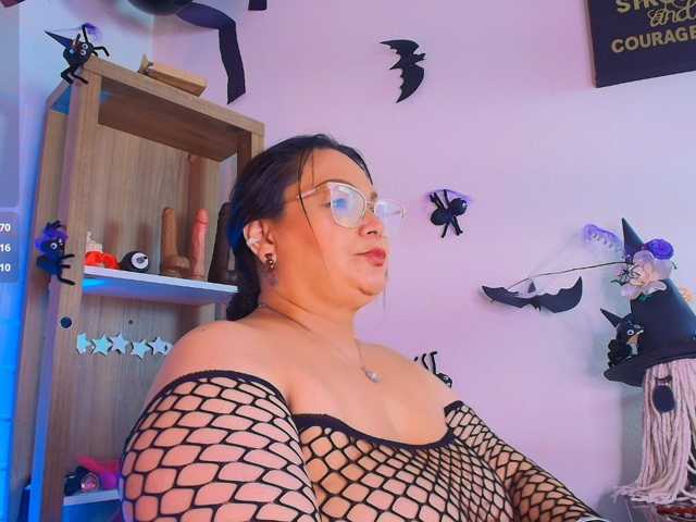 EllenaBoobs