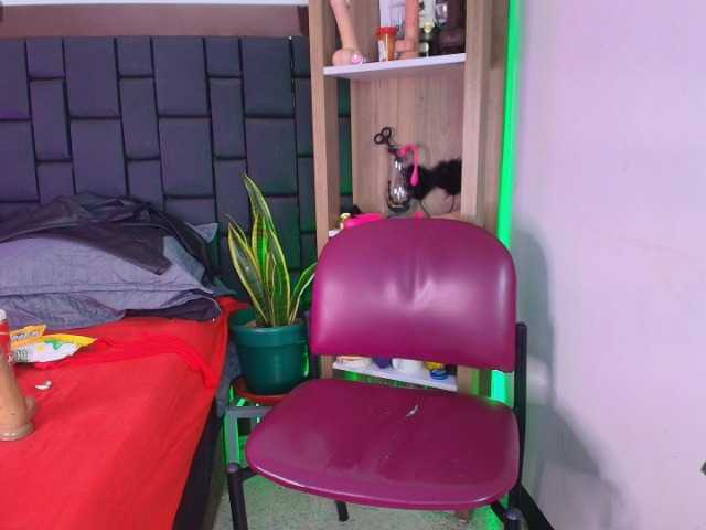 EllenaBoobs
