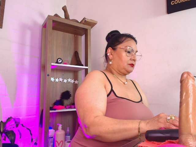 EllenaBoobs live cam preview