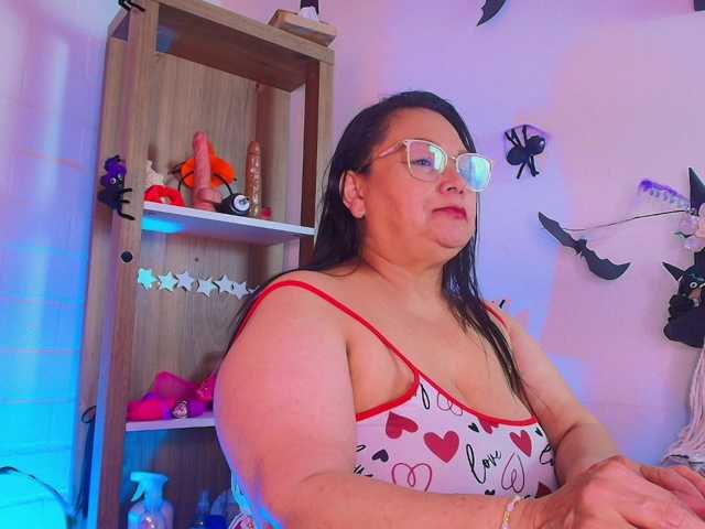 EllenaBoobs