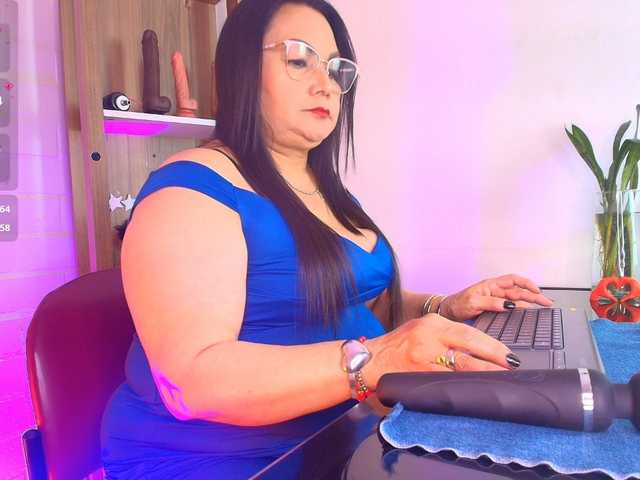 EllenaBoobs live cam on BongaCams