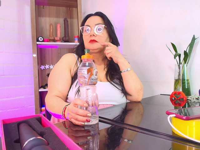 EllenaBoobs live cam on BongaCams