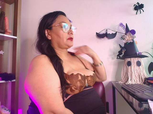 EllenaBoobs live cam preview