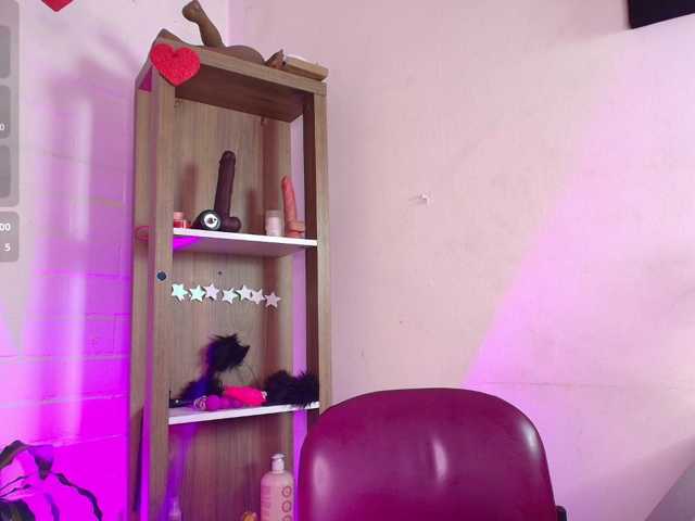 EllenaBoobs live cam on BongaCams