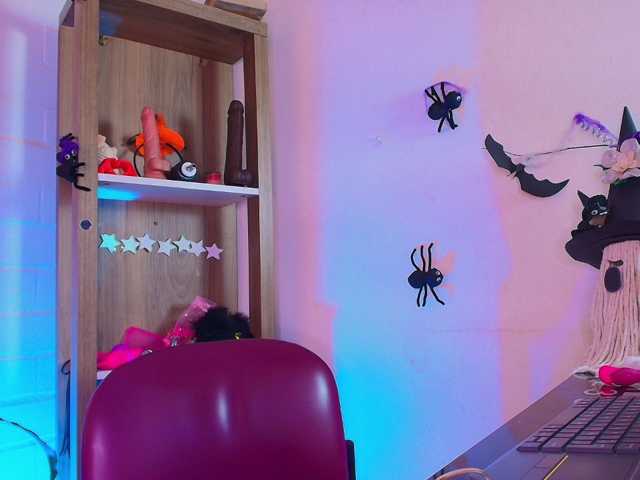 EllenaBoobs live cam on BongaCams
