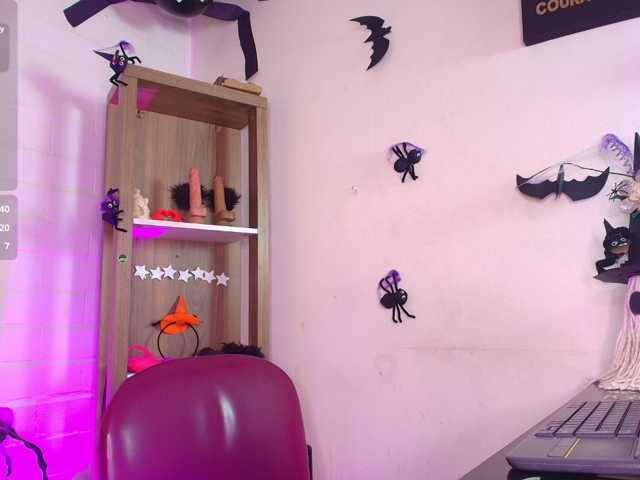EllenaBoobs live cam preview