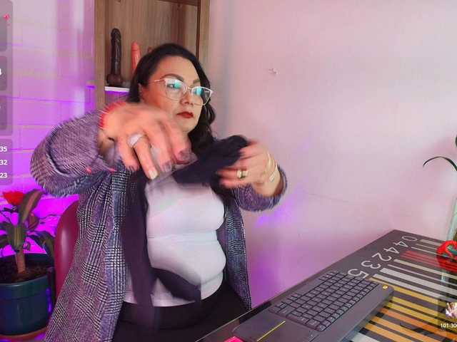 EllenaBoobs live cam on BongaCams