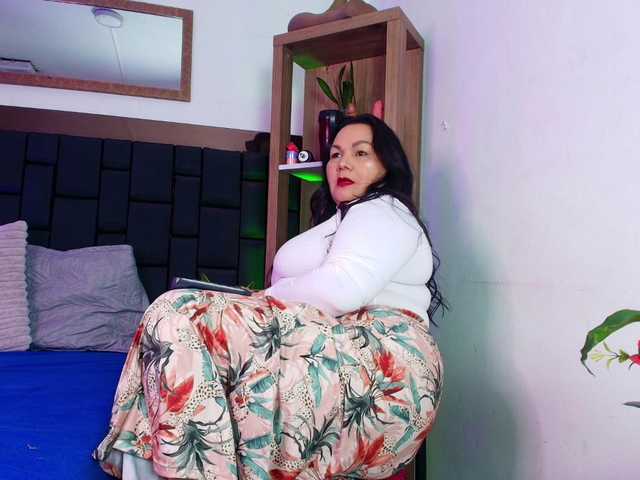 EllenaBoobs