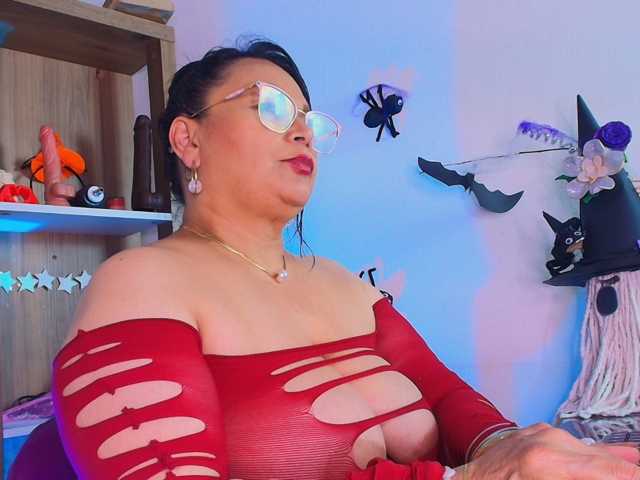 EllenaBoobs