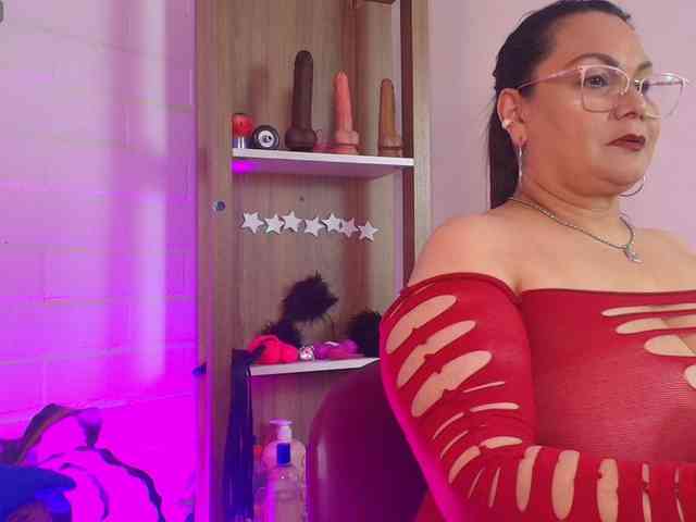 EllenaBoobs webcam