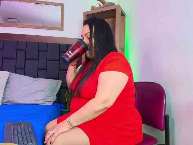 EllenaBoobs webcam