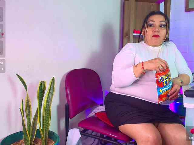 EllenaBoobs webcam