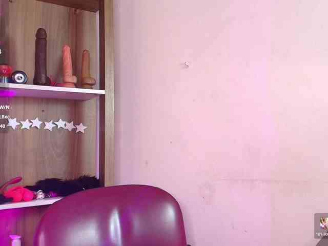 EllenaBoobs webcam