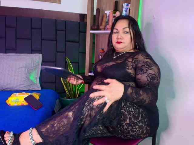 EllenaBoobs webcam