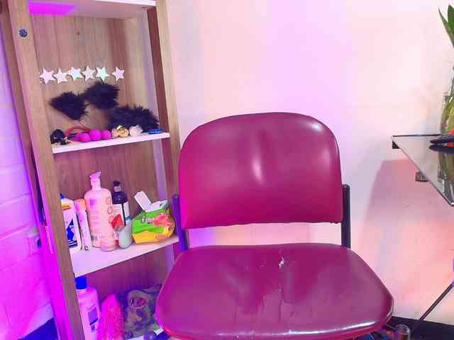 EllenaBoobs webcam