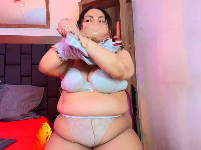 EllenaBoobs