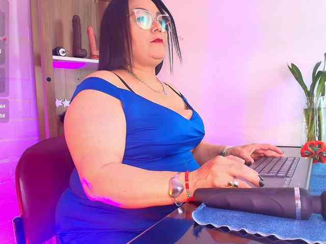 EllenaBoobs webcam