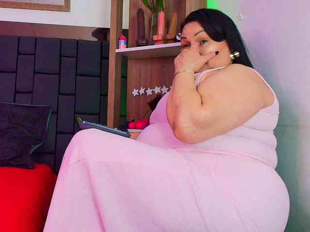 EllenaBoobs webcam