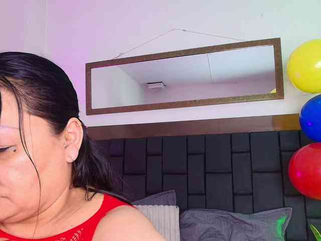 EllenaBoobs webcam
