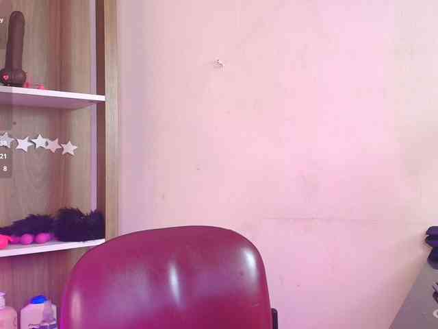 ellenaboobs's live room